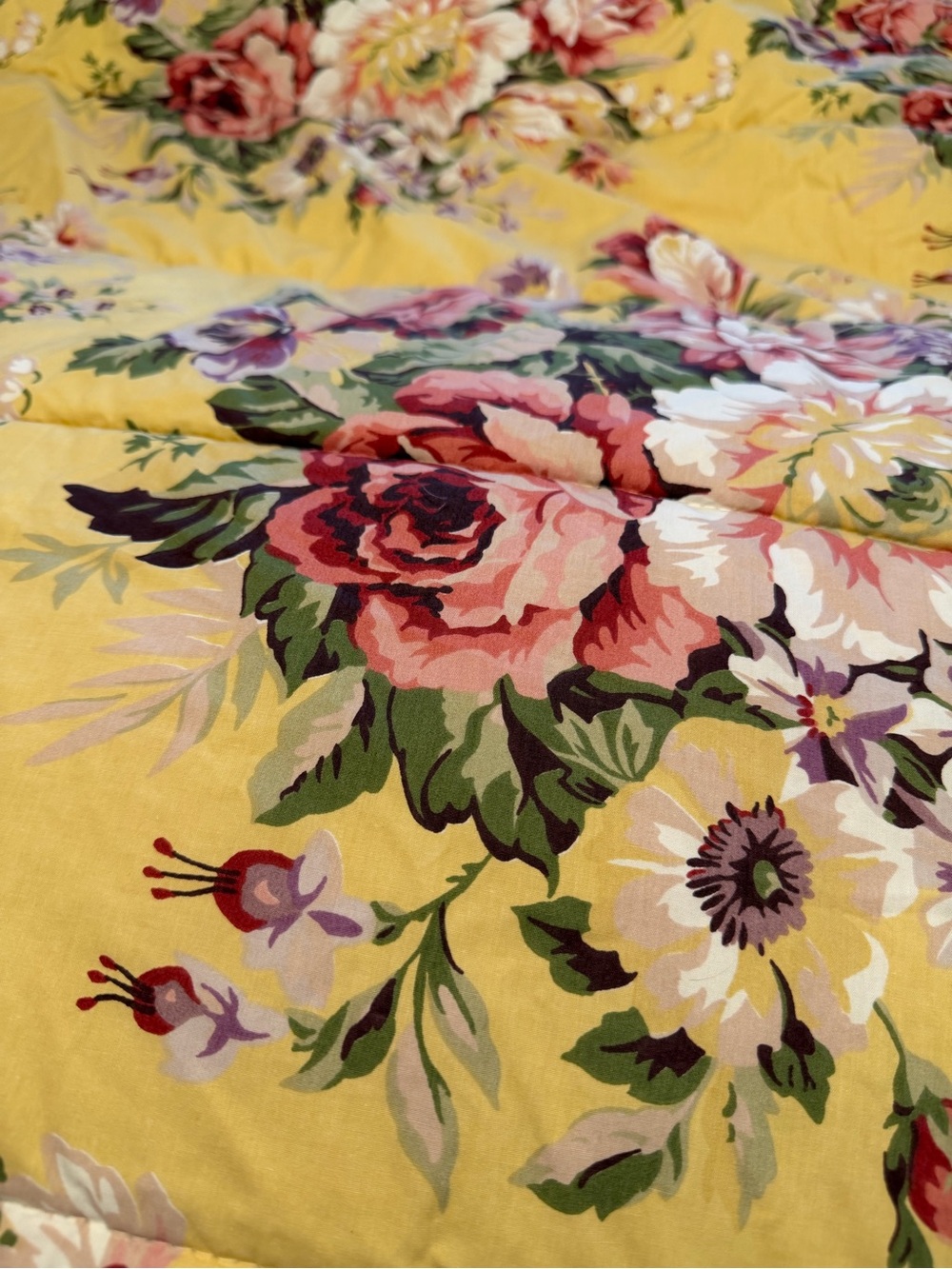 Ralph Lauren Sophie Brooke Yellow Floral Cabbage Rose Reversible Comforter - Picture 7 of 16